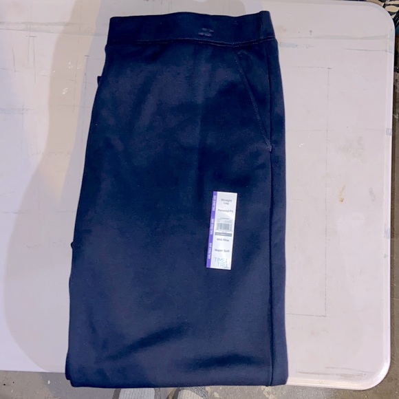 Men’s Straight Leg Sweatpants - Picture 2 of 3